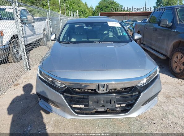 1HGCV1F42JA084110 2018 HONDA ACCORD Silver Vista interior trasera