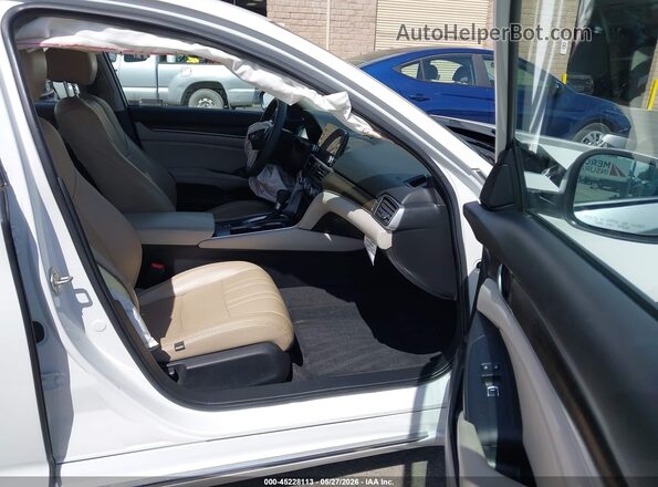 1HGCV1F45LA015852 2020 HONDA ACCORD Белый Вид салона спереди