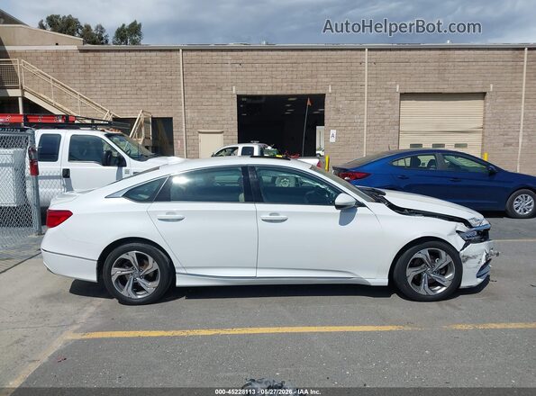 1HGCV1F45LA015852 2020 HONDA ACCORD Белый Вид задней части салона