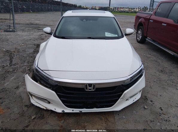 1HGCV1F48JA013543 2018 HONDA ACCORD White Widok zestawu wskaźników