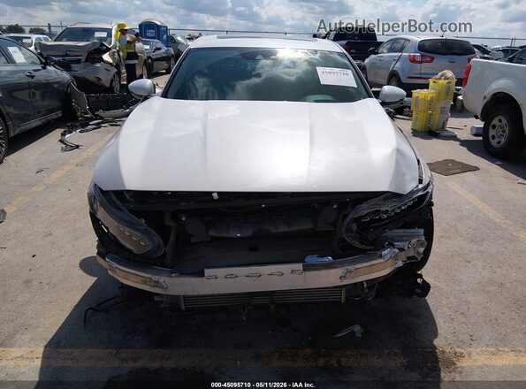 1HGCV1F92JA161067 2018 HONDA ACCORD Белый Вид задней части салона