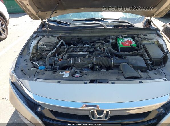 1HGCV1F95JA077972 2018 HONDA ACCORD Бежевый Вид сзади