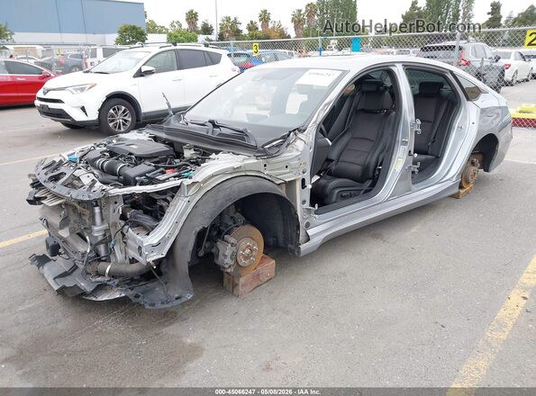 1HGCV2F31KA018940 2019 HONDA ACCORD Silver წინა მარცხენა ხედი სამი მეოთხედიდან