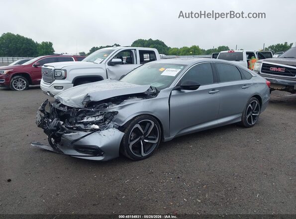 1HGCV2F38JA025656 2018 HONDA ACCORD Silver Przód lewy