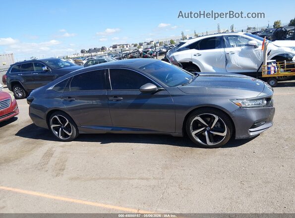 1HGCV2F3XJA043267 2018 HONDA ACCORD Gray Vista interior trasera