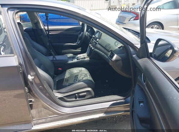1HGCV2F56JA010056 2018 HONDA ACCORD Gray Vista interior delantera