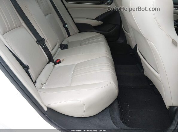 1HGCV2F5XJA013428 2018 HONDA ACCORD White VIN կոդի պիտակի տեսք