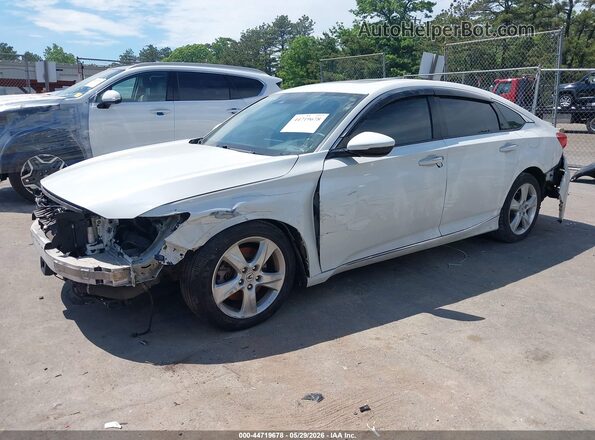 1HGCV2F90KA017105 2019 HONDA ACCORD White Դիմացի տեսք