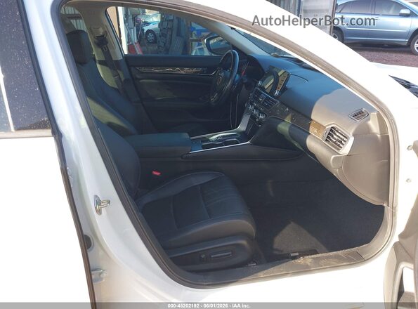 1HGCV2F90LA016974 2020 HONDA ACCORD White Front interior view