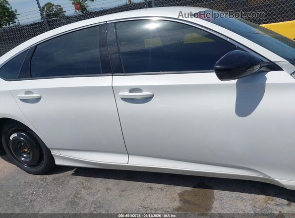 1HGCV3F24NA032235 2022 HONDA ACCORD HYBRID White უკანა სალონის ხედი
