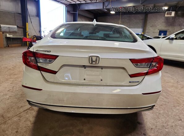 1HGCV3F45KA020558 2019 HONDA ACCORD White Հետևի տեսք