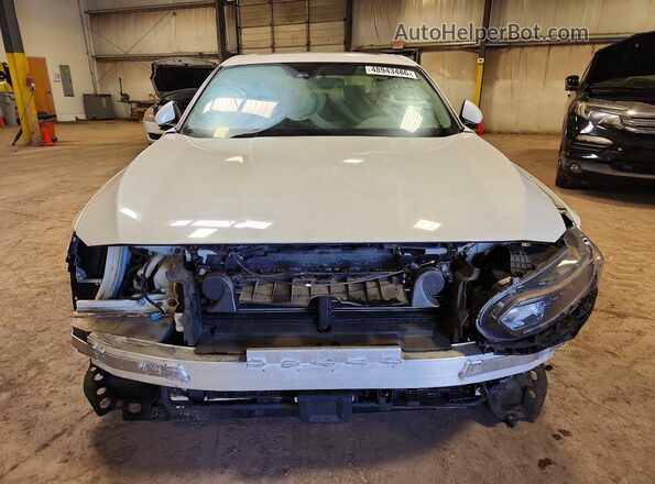 1HGCV3F45KA020558 2019 HONDA ACCORD White Դիմացի տեսք
