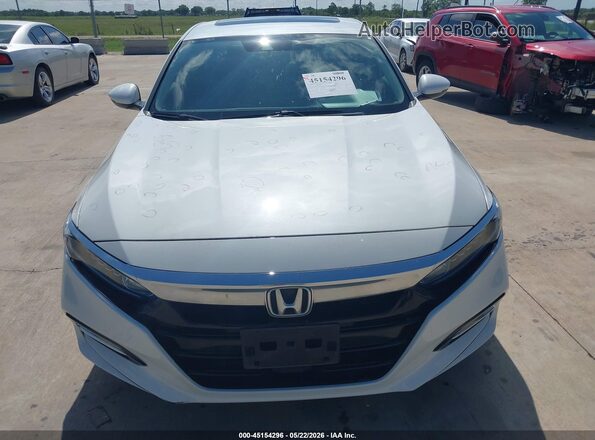 1HGCV3F50KA005703 2019 HONDA ACCORD Белый Вид щитка приборов