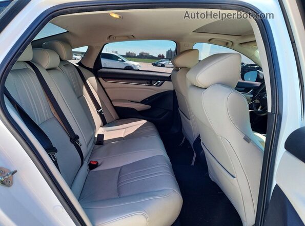 1HGCV3F59KA009829 2019 HONDA ACCORD White Вид задніх сидінь