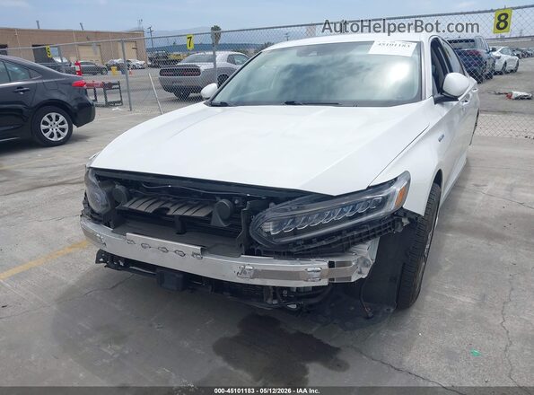1HGCV3F90JA003113 2018 HONDA ACCORD HYBRID White Вид спереду