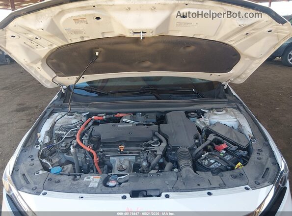 1HGCV3F91KA021783 2019 HONDA ACCORD White Вид ззаду
