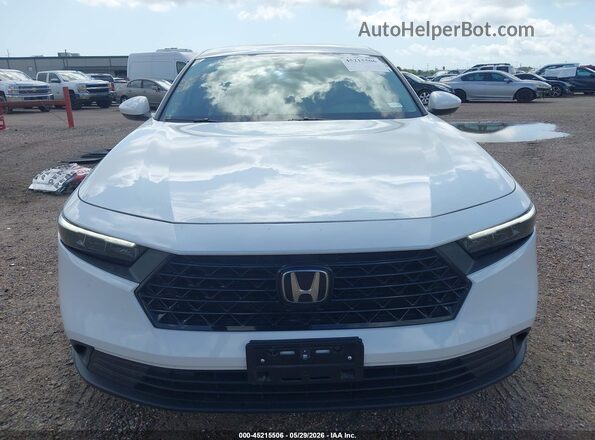 1HGCY1F22SA069467 2025 HONDA ACCORD White უკანა სალონის ხედი