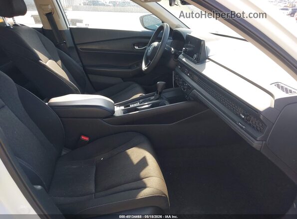 1HGCY1F32RA019428 2024 HONDA ACCORD White Вид салону спереду