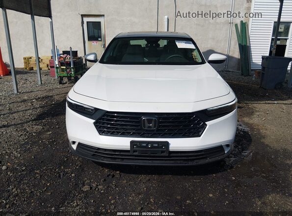 1HGCY1F33PA042147 2023 HONDA ACCORD White Widok zestawu wskaźników