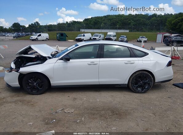 1HGCY1F42SA036938 2025 HONDA ACCORD White 360 interior view