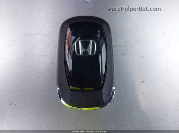 1HGCY2F53TA002541 2026 HONDA ACCORD Silver Widok deski rozdzielczej