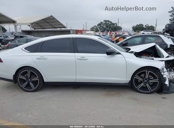 1HGCY2F54RA041390 2024 HONDA ACCORD White Widok wnętrza z tyłu