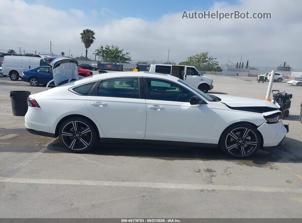 1HGCY2F58SA025425 2025 HONDA ACCORD Белый Вид задней части салона