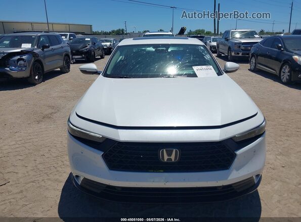 1HGCY2F60RA094497 2024 HONDA ACCORD HYBRID White Instrument cluster view