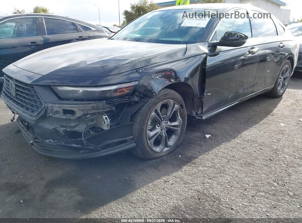 1HGCY2F61RA065137 2024 HONDA ACCORD Black Widok z przodu
