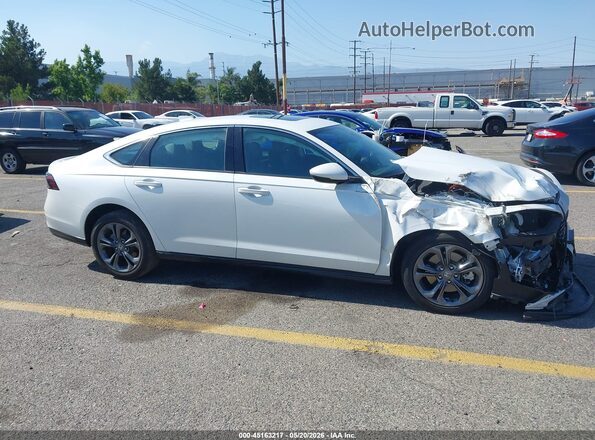 1HGCY2F64RA083101 2024 HONDA ACCORD White უკანა სალონის ხედი