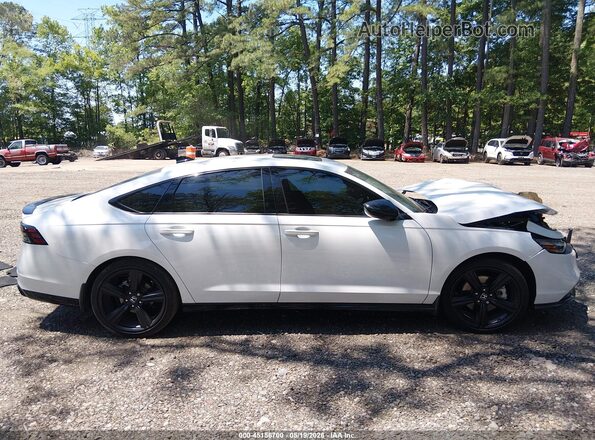1HGCY2F72SA053044 2025 HONDA ACCORD White Widok wnętrza z tyłu