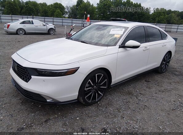 1HGCY2F85SA028079 2025 HONDA ACCORD HYBRID White წინა მარცხენა ხედი სამი მეოთხედიდან