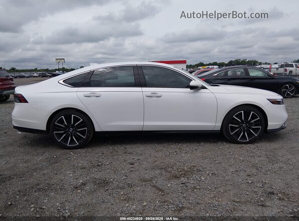 1HGCY2F85SA028079 2025 HONDA ACCORD HYBRID White უკანა სალონის ხედი