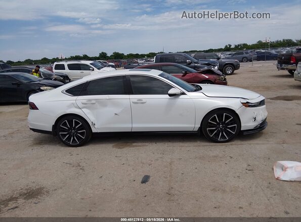 1HGCY2F87RA053169 2024 HONDA ACCORD White Вид задньої частини салону