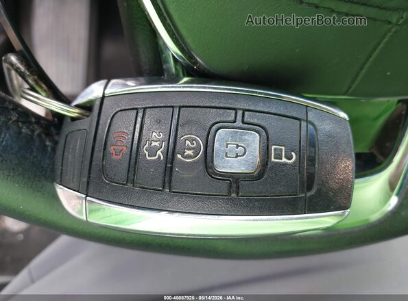 1LN6L9PK2J5603397 2018 LINCOLN CONTINENTA Черный Вид панели приборов