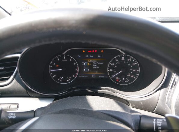 1N4AA6AP0HC445547 2017 NISSAN MAXIMA Silver Հետևի նստատեղերի տեսք