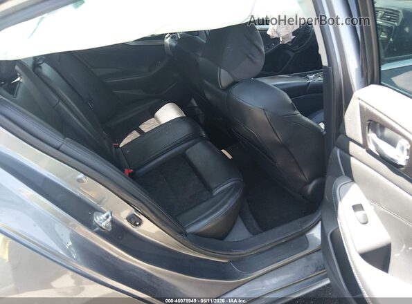 1N4AA6AP0HC445547 2017 NISSAN MAXIMA Silver VIN կոդի պիտակի տեսք