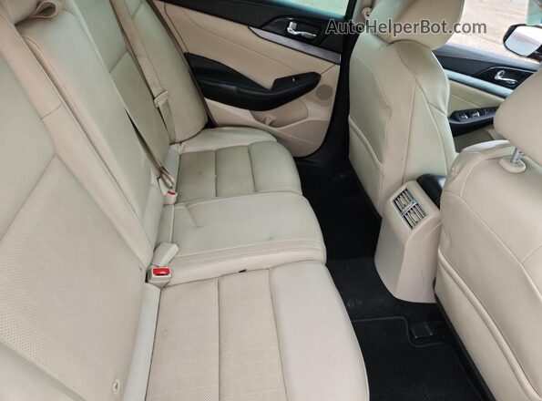 1N4AA6AP1JC399524 2018 NISSAN MAXIMA Burgundy Widok wnętrza z tyłu