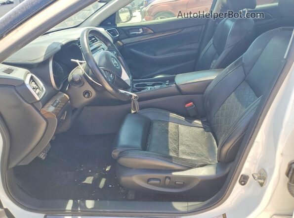 1N4AA6AP2HC454279 2017 NISSAN MAXIMA White Front interior view