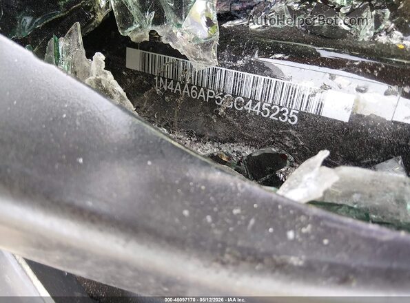1N4AA6AP5GC445235 2016 NISSAN MAXIMA Black Vista del compartimento del motor