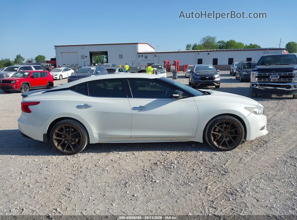 1N4AA6AP6HC387914 2017 NISSAN MAXIMA White Vista interior trasera