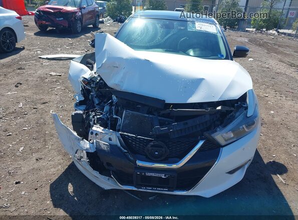 1N4AA6AP8JC392599 2018 NISSAN MAXIMA Белый Вид спереди