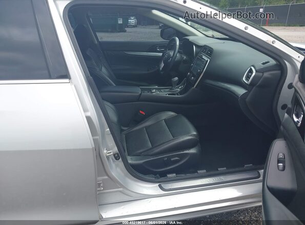 1N4AA6APXJC369017 2018 NISSAN MAXIMA Silver 