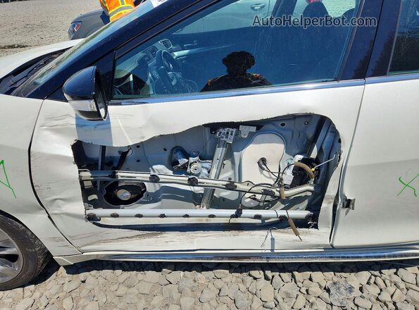 1N4AA6AV4KC379946 2019 NISSAN MAXIMA White 