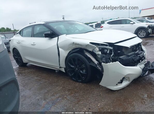 1N4AA6EV5PC508343 2023 NISSAN MAXIMA White 360 interior view