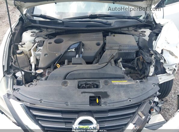 1N4AL3AP0GC179020 2016 NISSAN ALTIMA White Widok z tyłu