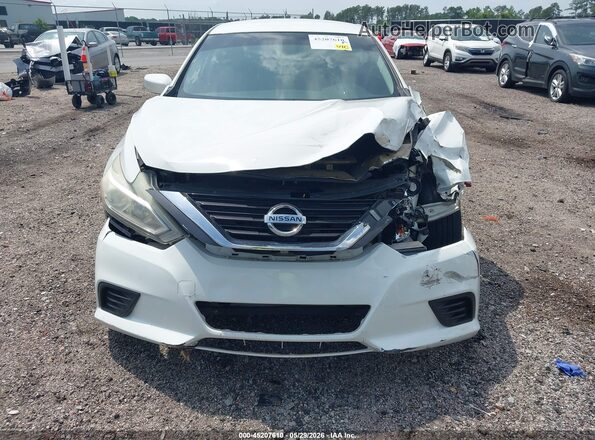 1N4AL3AP0GC179020 2016 NISSAN ALTIMA White Widok wnętrza z tyłu