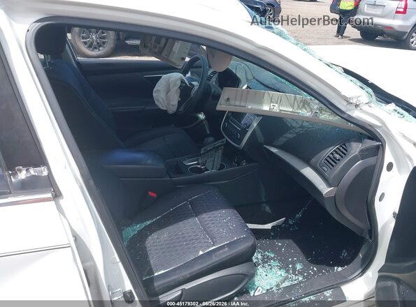 1N4AL3AP0HC186745 2017 NISSAN ALTIMA Белый 