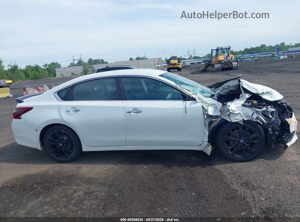 1N4AL3AP0HC242974 2017 NISSAN ALTIMA White 