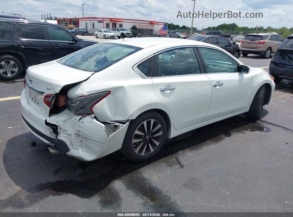 1N4AL3AP0JC192633 2018 NISSAN ALTIMA White Trasero derecho